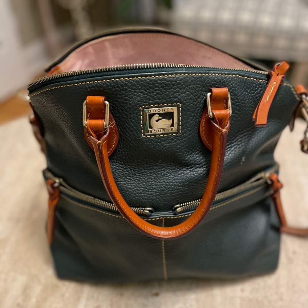 Rare Dooney & Bourke purse